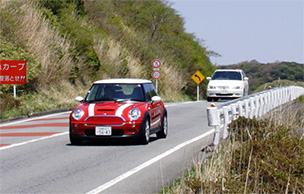 お車でお越しの場合