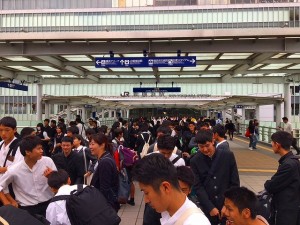 291004横浜駅2